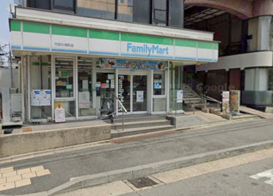 ファミリーマート 竹田久保町店の画像1