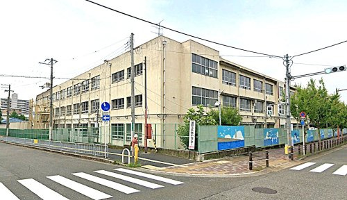 堺市立英彰小学校