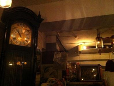 店内 cafe & bar VIZZ (カフェ&バー ヴィズ)の画像2