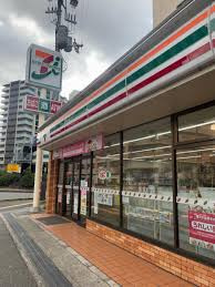 セブンイレブン 堺光明池駅東店の画像1