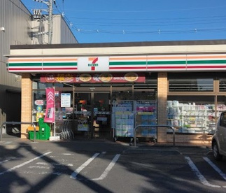 セブンイレブン 千葉土気駅前店の画像1