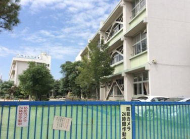 春日部市立武里小学校の画像1