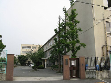 高石市立高南中学校の画像1