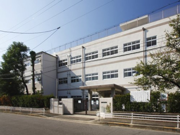 高石市立清高小学校の画像1