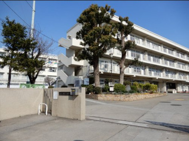 横浜市立保土ケ谷中学校の画像1
