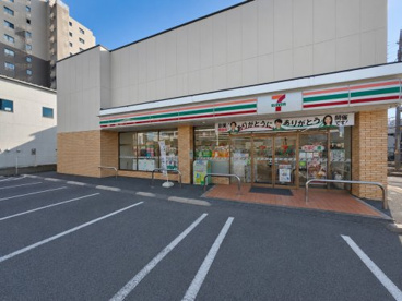 セブンイレブン足立江北１丁目店の画像1