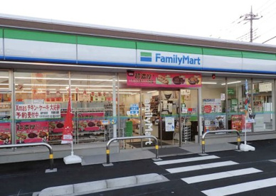 ファミリーマート 川越豊田町店の画像1