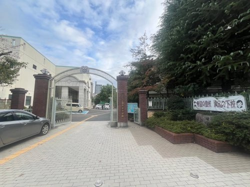 さいたま市立岸中学校の画像