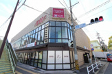 フランテ ロゼ 白壁