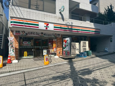 セブンイレブン川崎梶ヶ谷駅前店の画像1