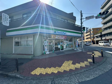 ファミリーマート 川崎梶ケ谷店の画像1
