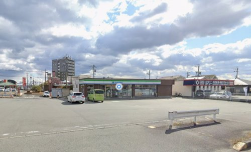 ファミリーマート