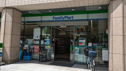 ファミリーマート リバージュ品川店の画像1