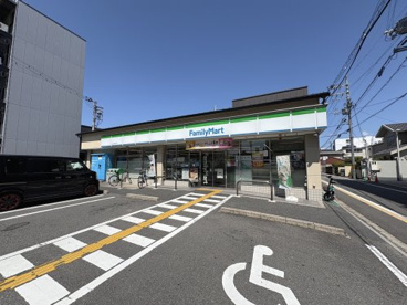 ファミリーマート 西大路九条店の画像1