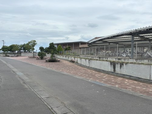 東部中学校の画像