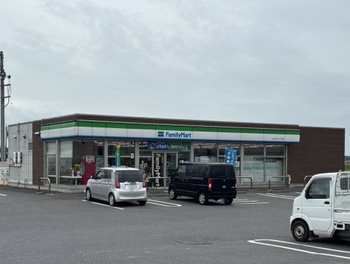 ファミリーマート　しもつまバイパス店の画像