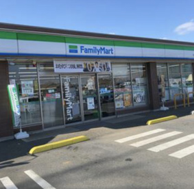 ファミリーマート 川越中台通り店の画像1