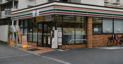 セブン-イレブン 豊中寺内２丁目店の画像1
