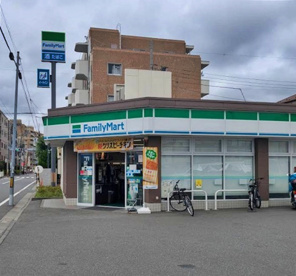 ファミリーマート 関町庚申通り店の画像1