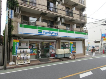 ファミリーマート 熊代栄町店の画像1