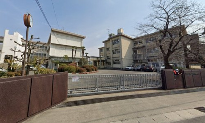 春日井市立西部中学校の画像1