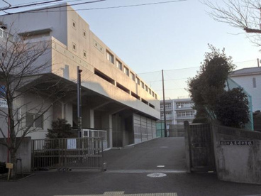 岩崎中学校の画像1