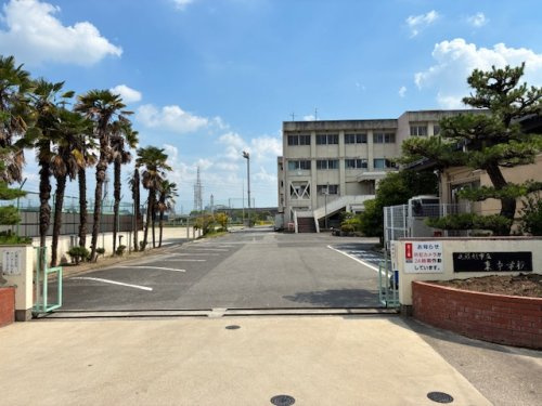 尾張旭市東中学校の画像