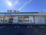 コンビニエンスストア ファミリーマート 上津島二丁目店