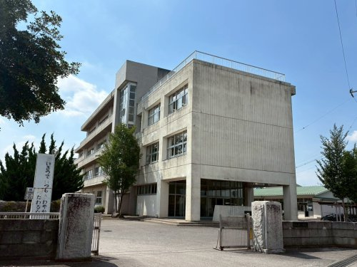 高根沢町立阿久津中学校の画像