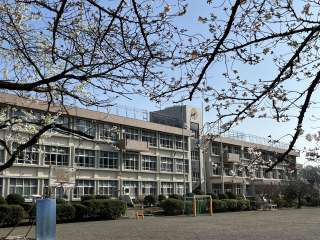 八王子市立宇津木台小学校の画像1