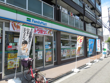 ファミリーマート 伝法六丁目店の画像1