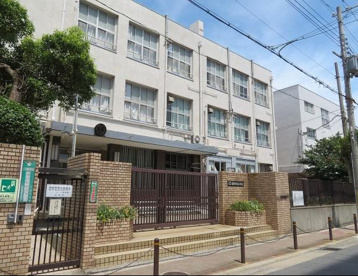 大阪市立南恩加島小学校の画像1