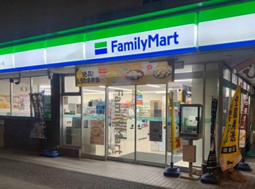 ファミリーマート 川越インター店の画像1