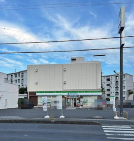 ファミリーマート 入間グリーンヒル店の画像1