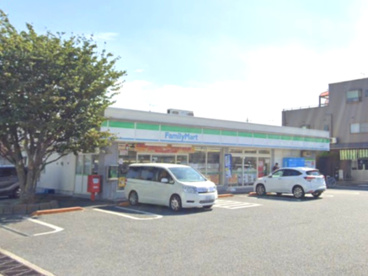 ファミリーマート 片山北本店の画像1