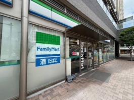 ファミリーマート 東神奈川東口店