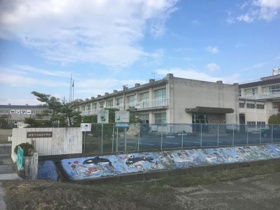 白鳥小学校の画像
