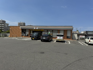 セブンイレブン四箇田団地店の画像1