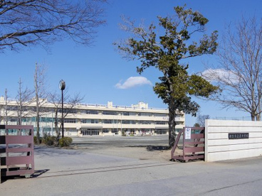 羽生市立東中学校の画像1