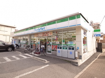 ファミリーマート　轟町店の画像1