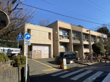 世田谷区立梅丘図書館