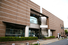 世田谷区立砧図書館