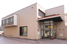 目黒区民センター図書館 