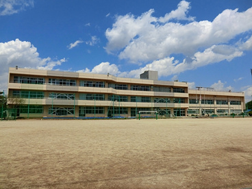 新座市立 石神小学校の画像3