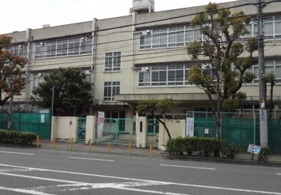 吹田市立 吹田東小学校の画像1