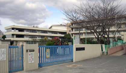 吹田市立 山田第一小学校の画像1