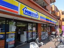 ミニストップ杉並和泉町店