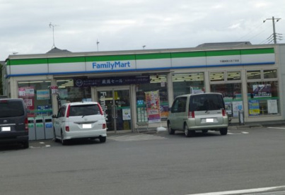 ファミリーマート　千葉検見川五丁目店の画像1