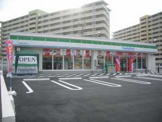 ファミリーマート浜川団地前店