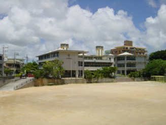 那覇市立 垣花小学校 沖縄不動産 賃貸 売買 ビッグ開発